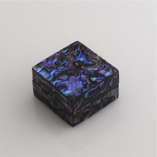 SMALL SQUARE PAUA CRACKING GIFT BOX