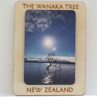 WANAKA TREE MAGNET