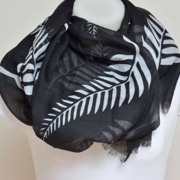BLACK SILVER FERN SCARF