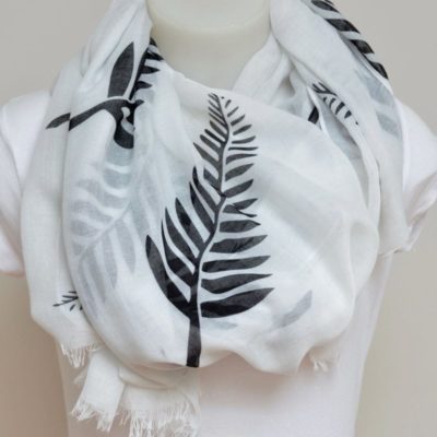 WHITE SILVER FERN SCARF
