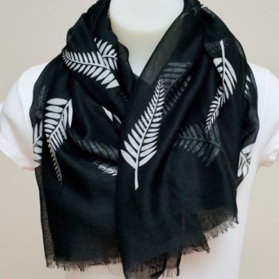 WHITE SMALL FERN SCARF